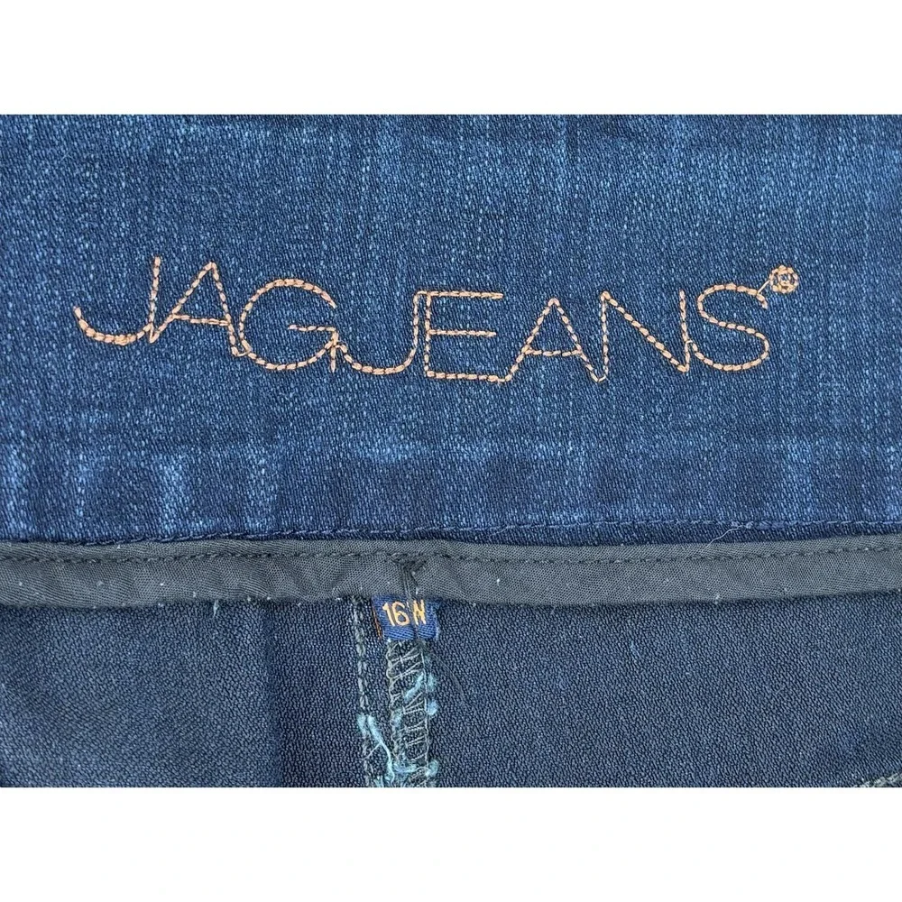 Jag Jeans features lot